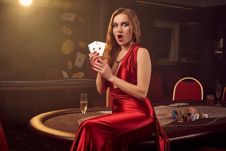 Antarmuka aplikasi rajabandot 138 menampilkan permainan Liga 1, live dealer, dan slot
