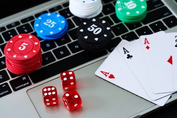 Tampilan jadwal undian di aplikasi rajabandot 138 menunjukkan periode dan hadiah